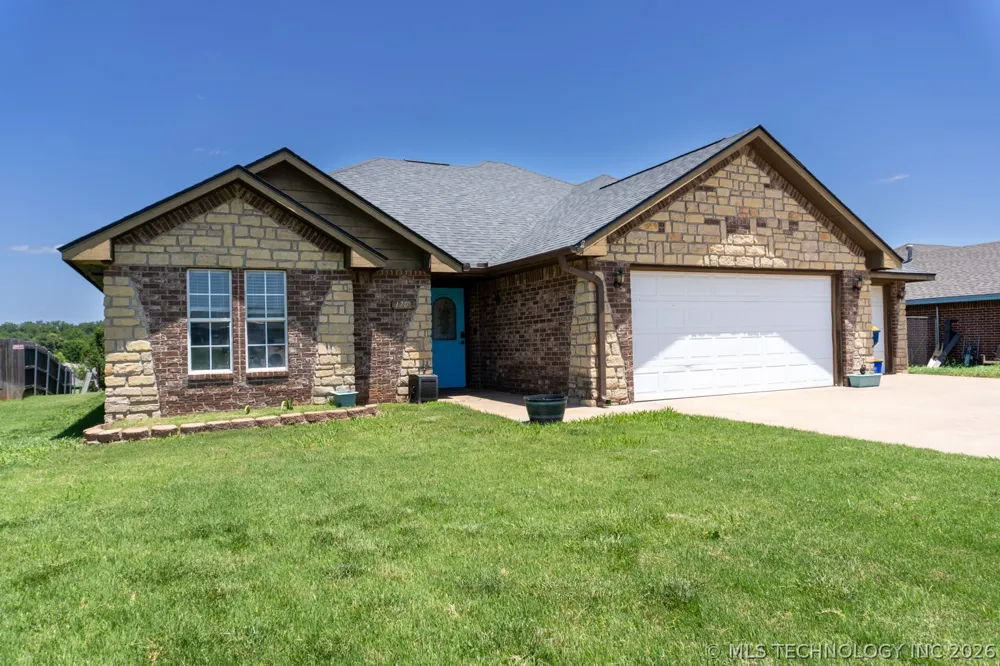 1702 W 21st Stillwater, OK 74074