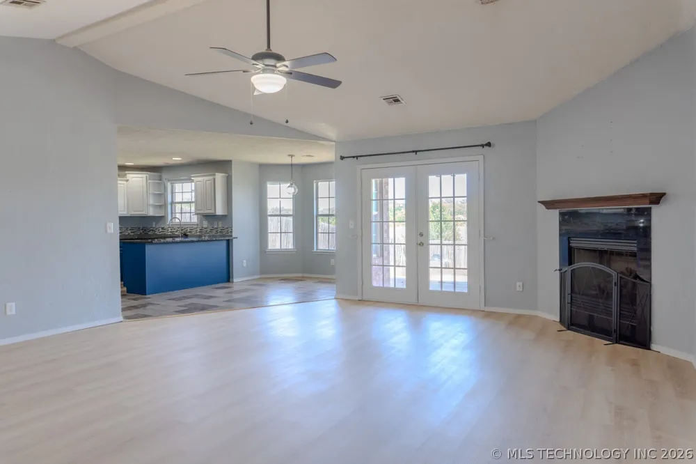 1702 W 21st Stillwater, OK 74074
