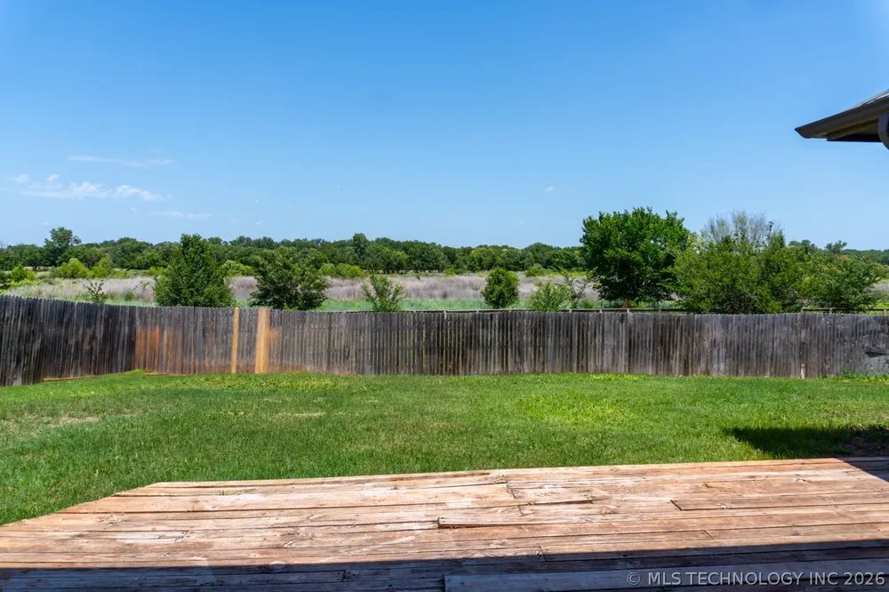 1702 W 21st Stillwater, OK 74074