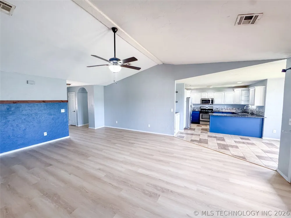 1702 W 21st Stillwater, OK 74074