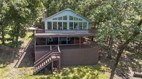 453844 Country Club Trail