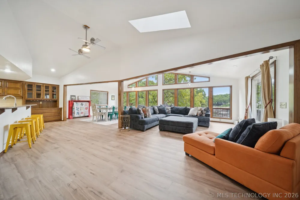 453844 Country Club Trail Afton, OK 74331