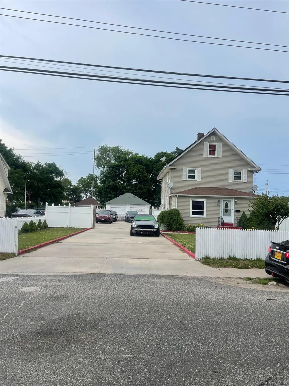 10 1st Avenue Central Islip, NY 11722
