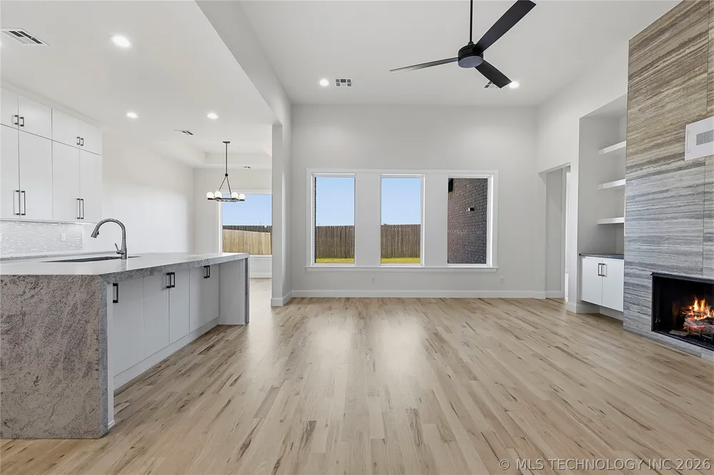 610 E 149th Street S Glenpool, OK 74033