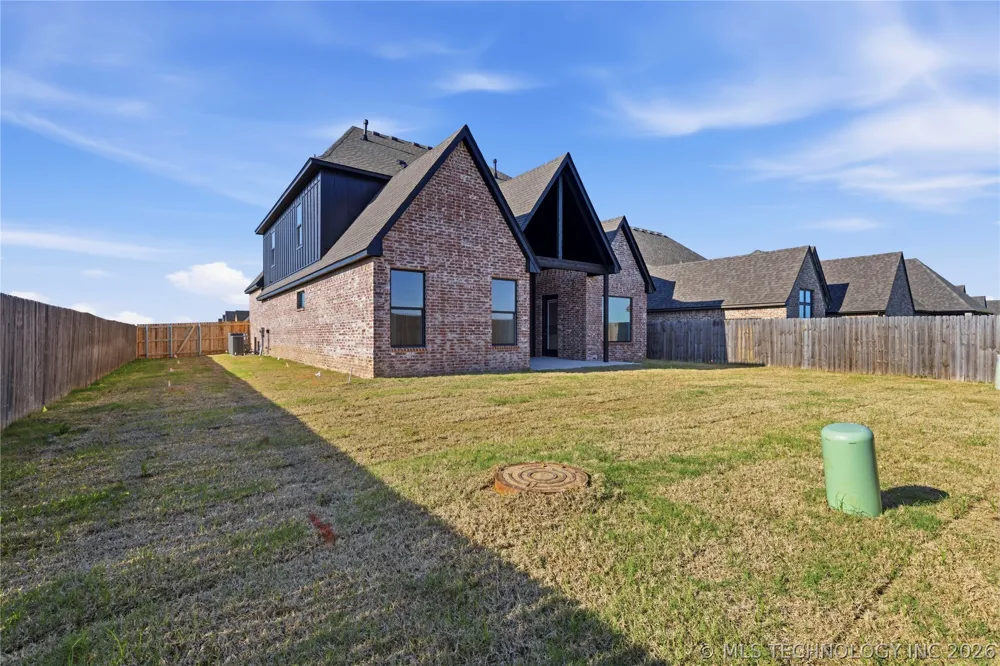 610 E 149th Street S Glenpool, OK 74033