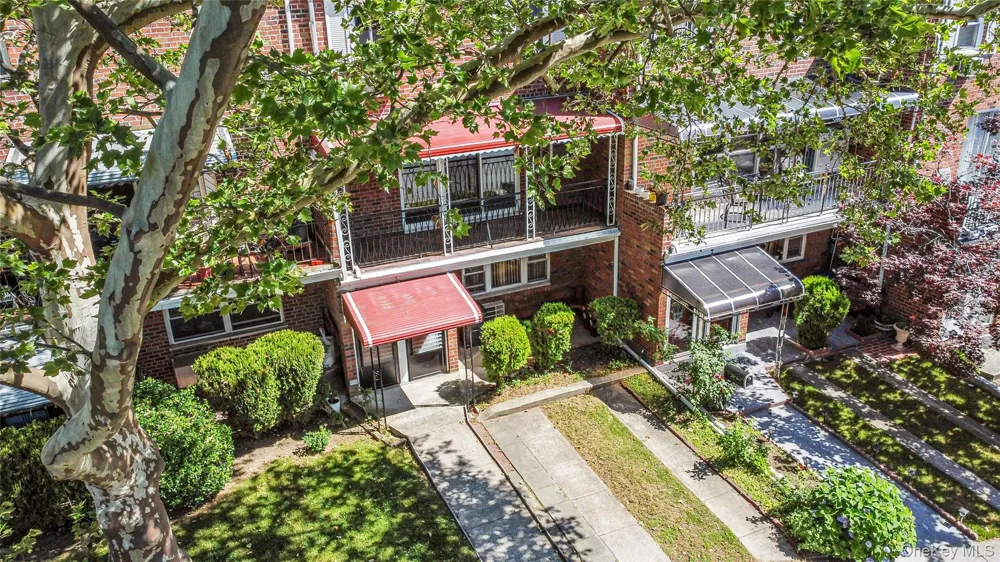 175-03 Peck Avenue #2 Floor Fresh Meadows, NY 11365