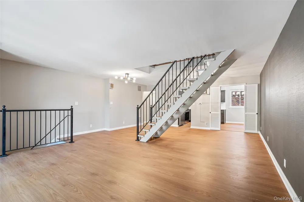 175-03 Peck Avenue #2 Floor Fresh Meadows, NY 11365