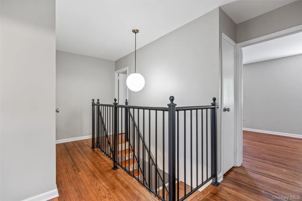 175-03 Peck Avenue #2 Floor Fresh Meadows, NY 11365