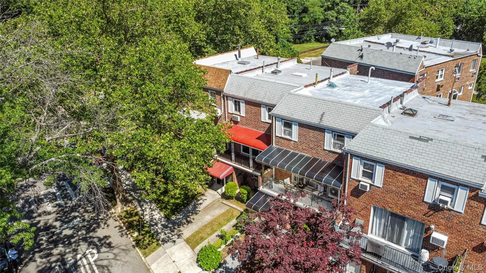 175-03 Peck Avenue #2 Floor Fresh Meadows, NY 11365