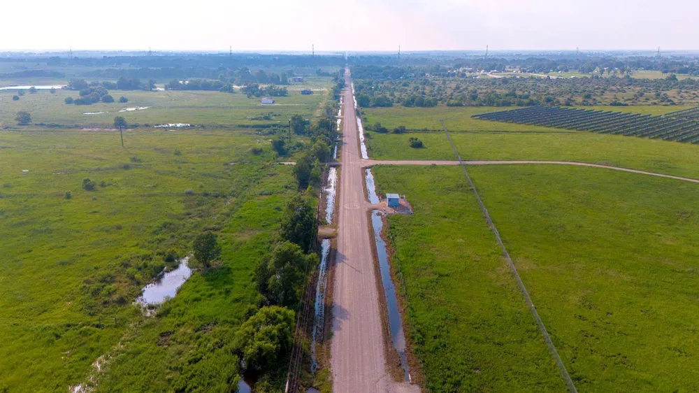 Hughes Road Guy, TX 77444