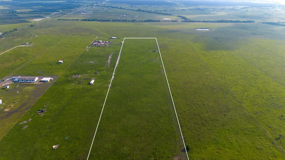 Hughes Road Guy, TX 77444
