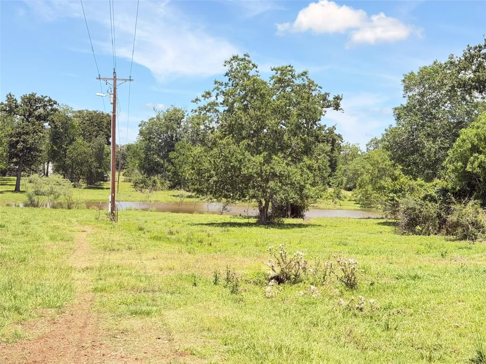 22349 Fm 359 Road Hempstead, TX 77445