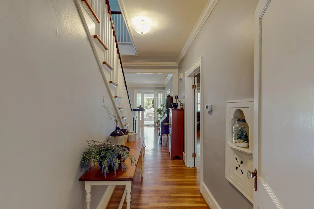 431 Highland Avenue NW Cleveland, TN 37311
