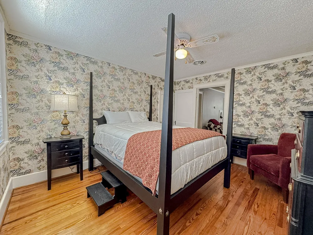 431 Highland Avenue NW Cleveland, TN 37311