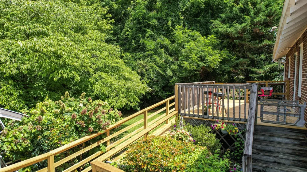 431 Highland Avenue NW Cleveland, TN 37311