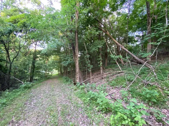 250 Hurt Rd Hendersonville, TN 37075