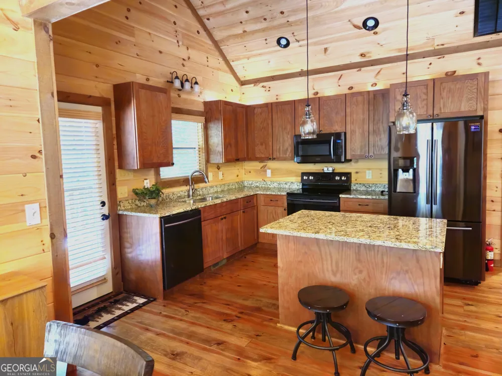 211 Winding Brook TRL Morganton, GA 30560