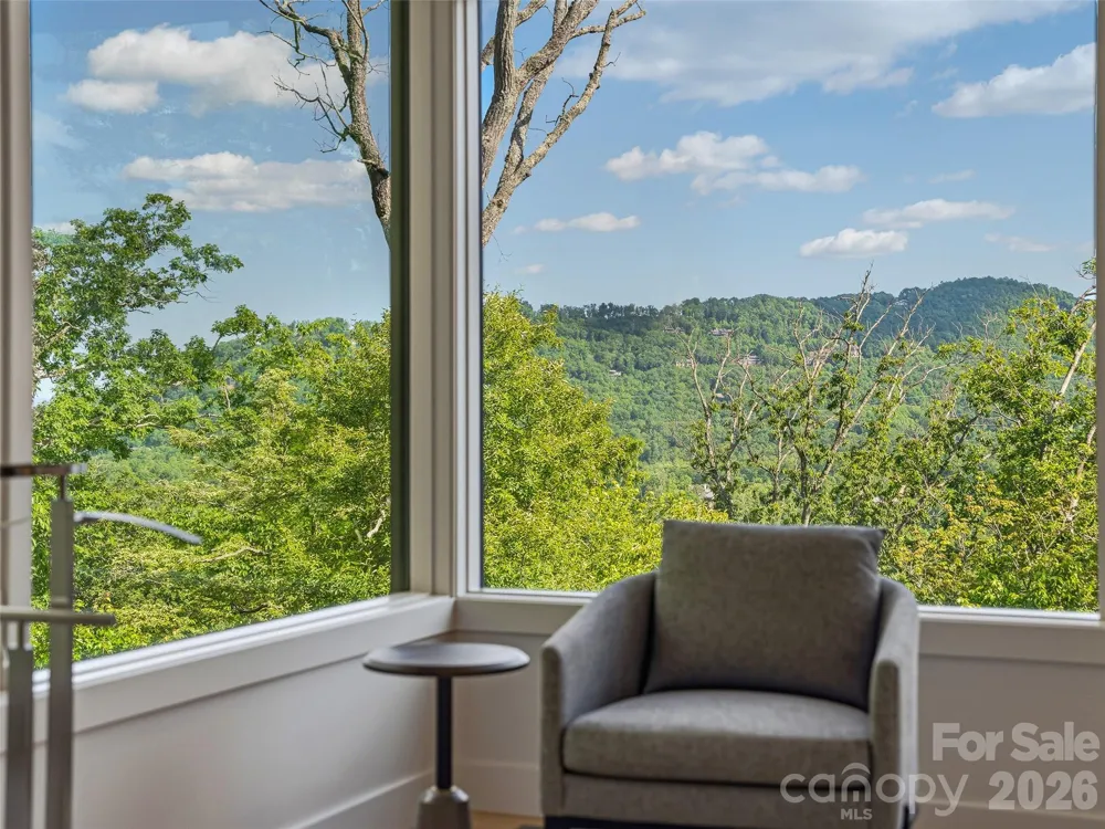 1121 Timberbluff Way Arden, NC 28704