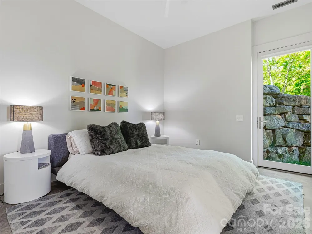 1121 Timberbluff Way Arden, NC 28704