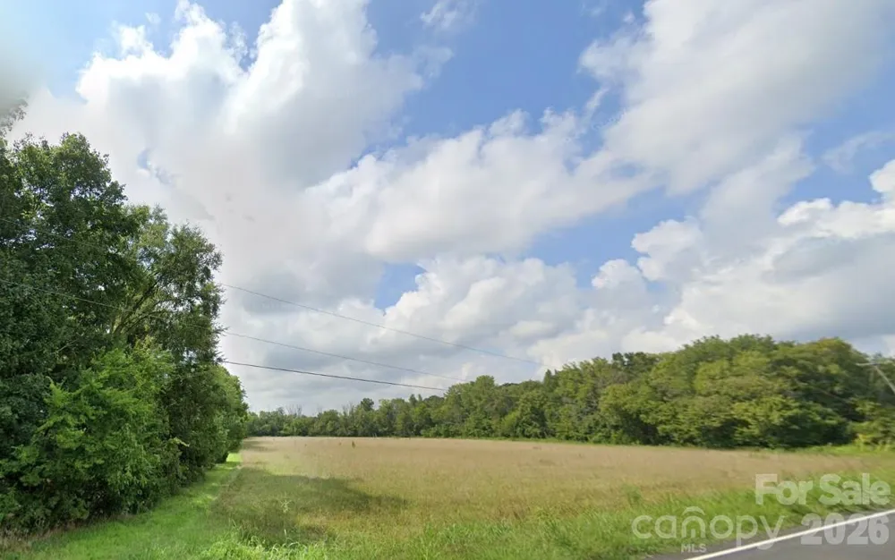 8305 Rocky River Road Harrisburg, NC 28075