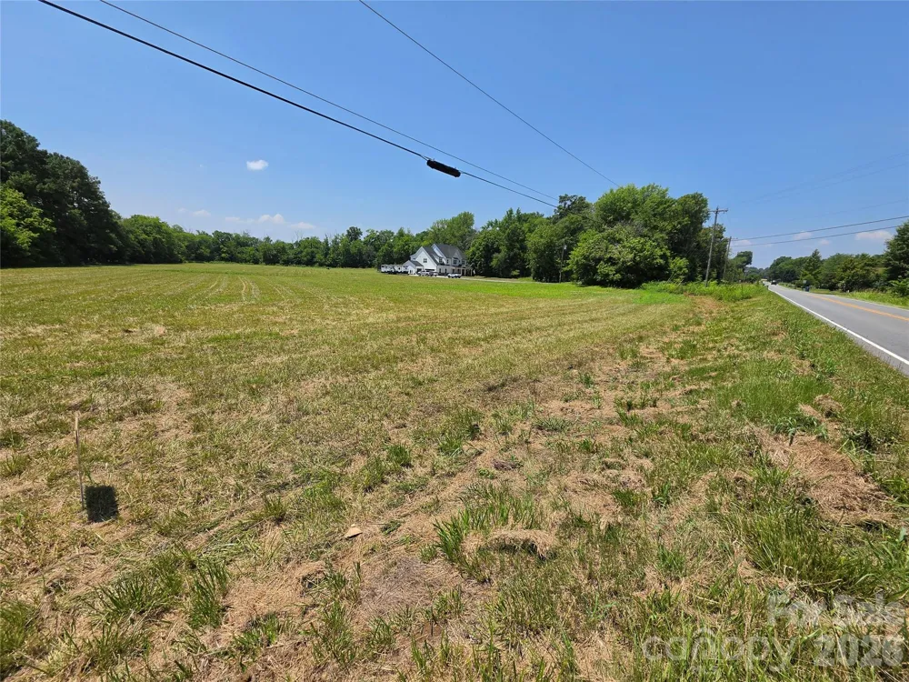 8305 Rocky River Road Harrisburg, NC 28075