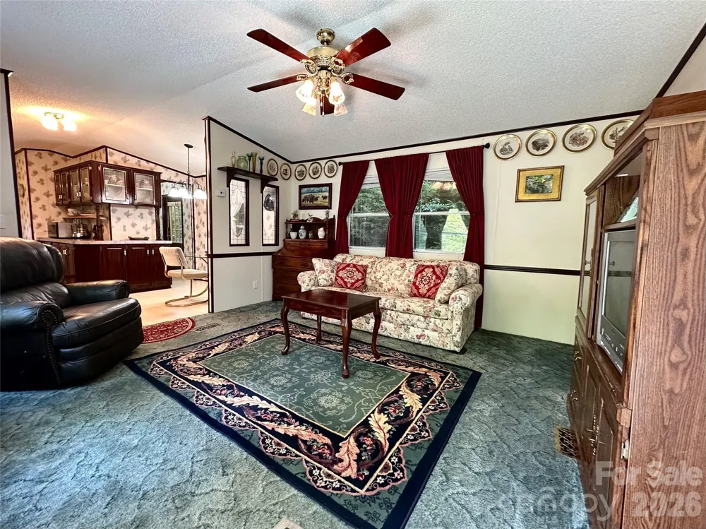 572 Blue Ridge Gem Stone Road Spruce Pine, NC 28777