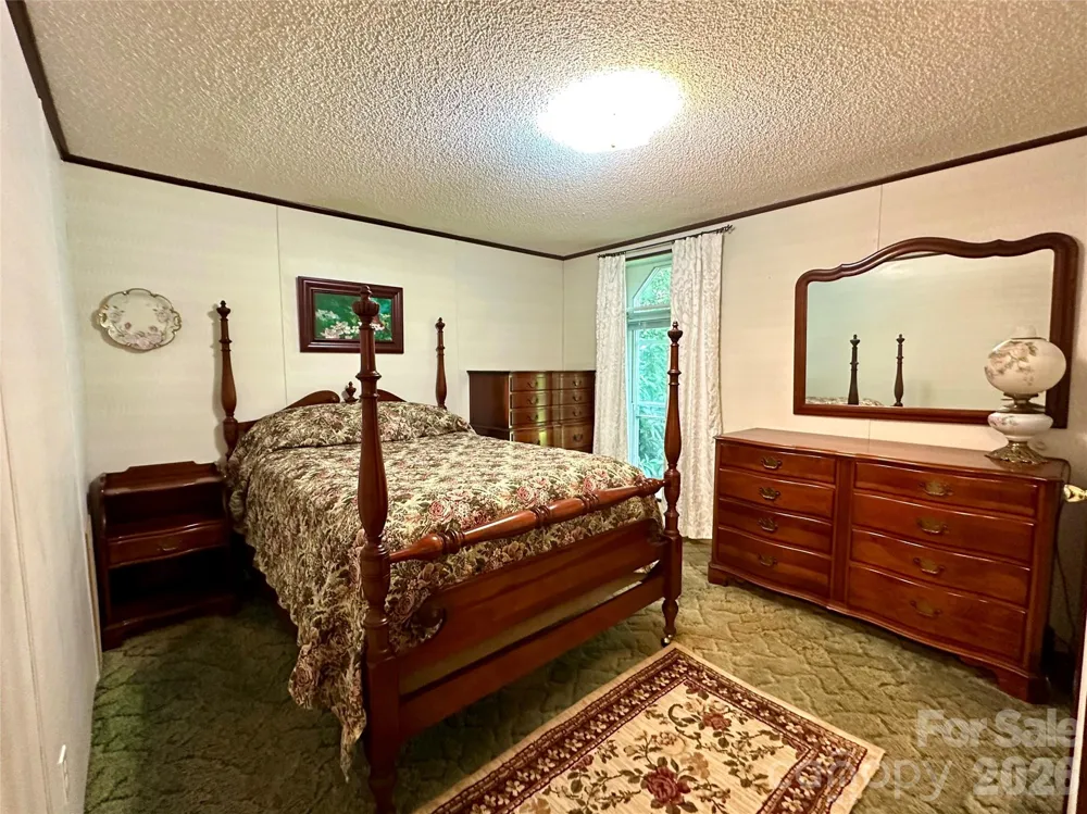 572 Blue Ridge Gem Stone Road Spruce Pine, NC 28777
