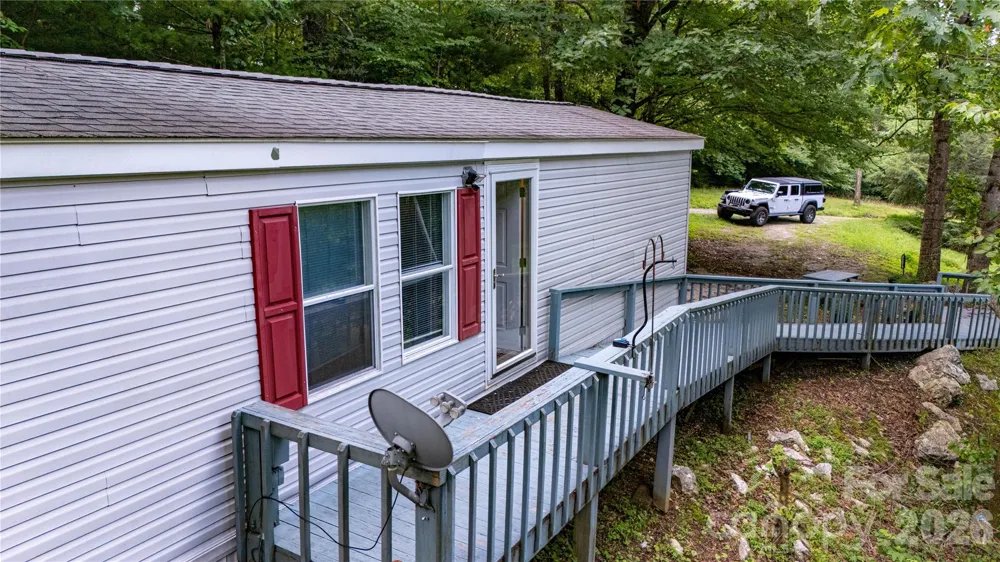 572 Blue Ridge Gem Stone Road Spruce Pine, NC 28777