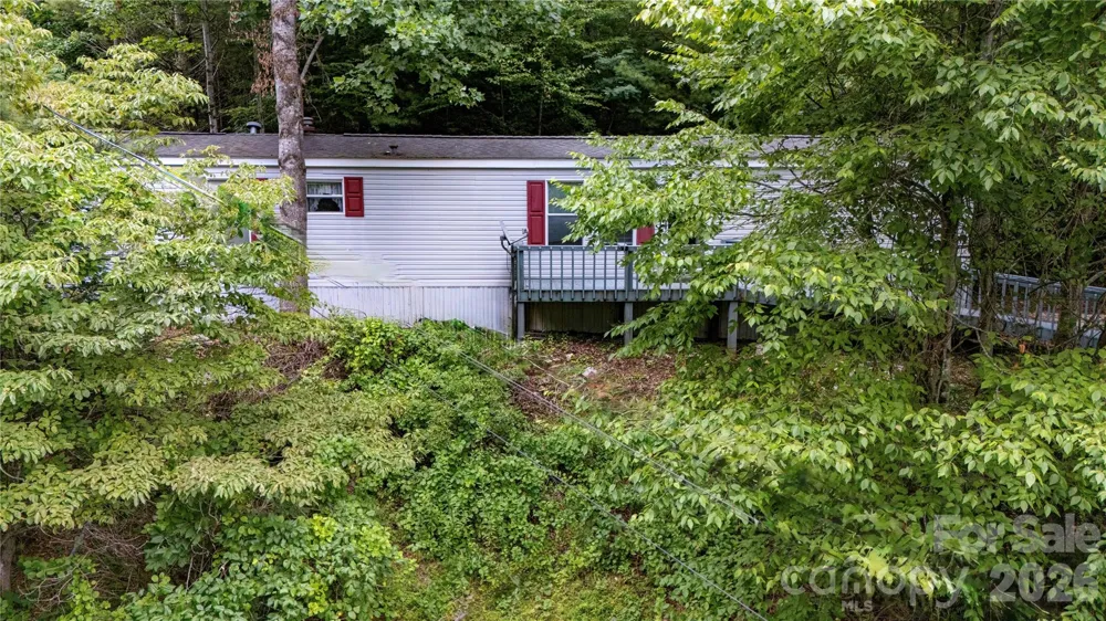 572 Blue Ridge Gem Stone Road Spruce Pine, NC 28777