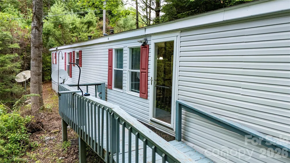 572 Blue Ridge Gem Stone Road Spruce Pine, NC 28777