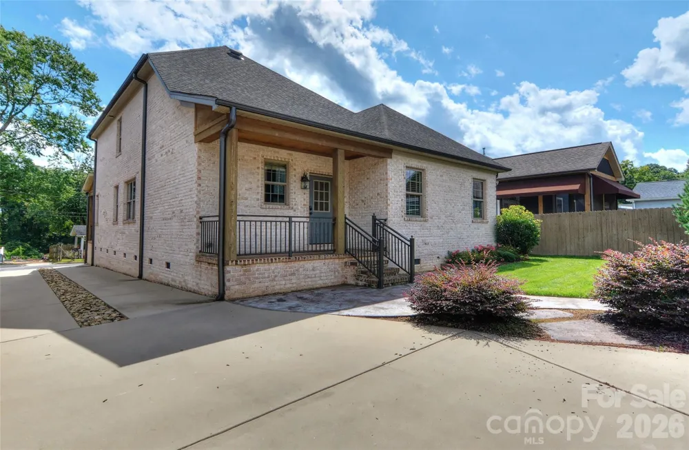 108 Bryant Street Belmont, NC 28012
