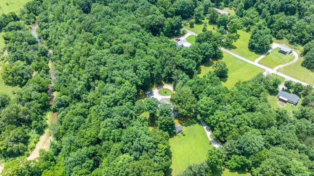 111 Cascade Spring Rd Hohenwald, TN 38462