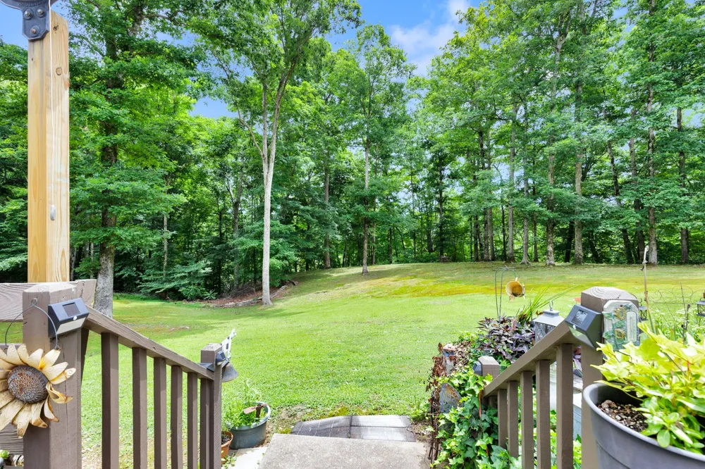 111 Cascade Spring Rd Hohenwald, TN 38462