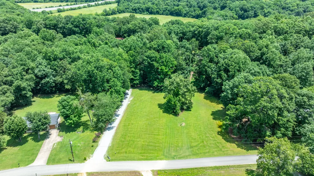 111 Cascade Spring Rd Hohenwald, TN 38462