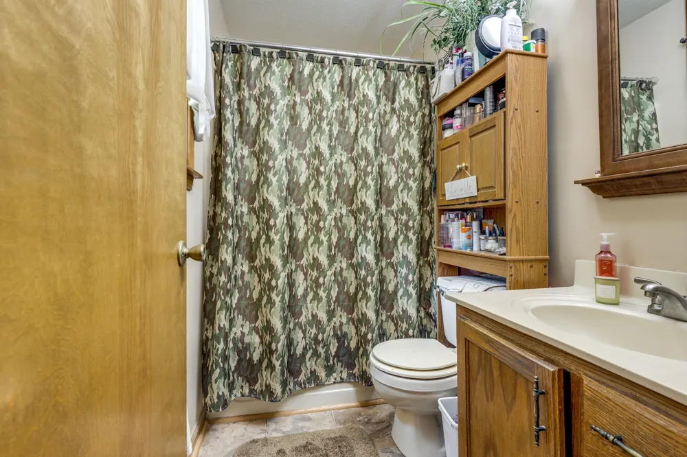 111 Cascade Spring Rd Hohenwald, TN 38462