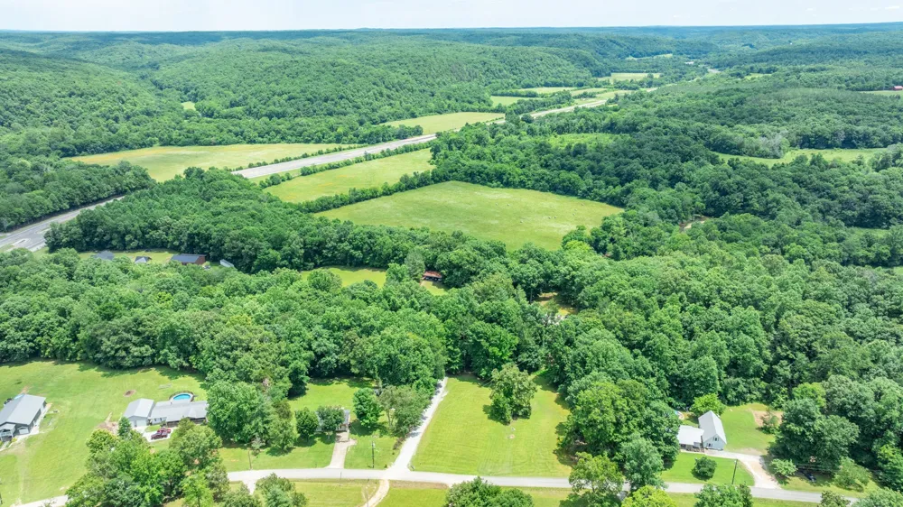 111 Cascade Spring Rd Hohenwald, TN 38462