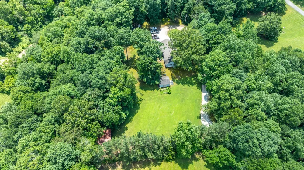 111 Cascade Spring Rd Hohenwald, TN 38462