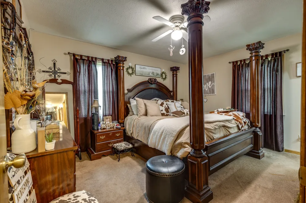 111 Cascade Spring Rd Hohenwald, TN 38462
