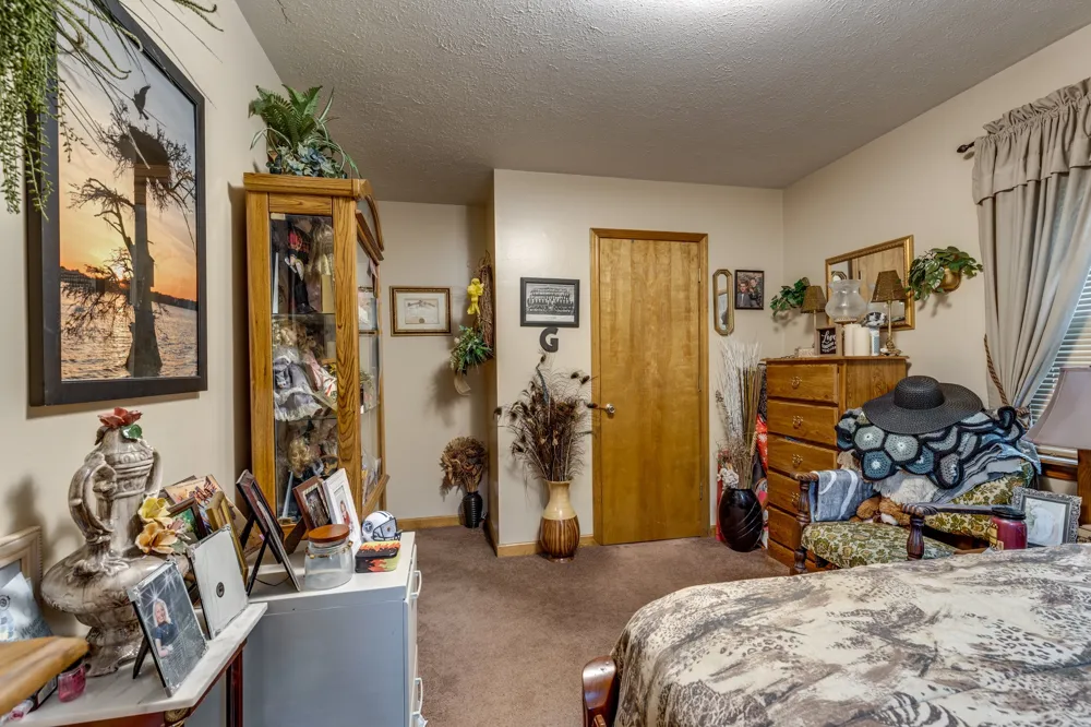 111 Cascade Spring Rd Hohenwald, TN 38462