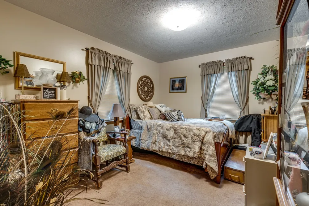 111 Cascade Spring Rd Hohenwald, TN 38462