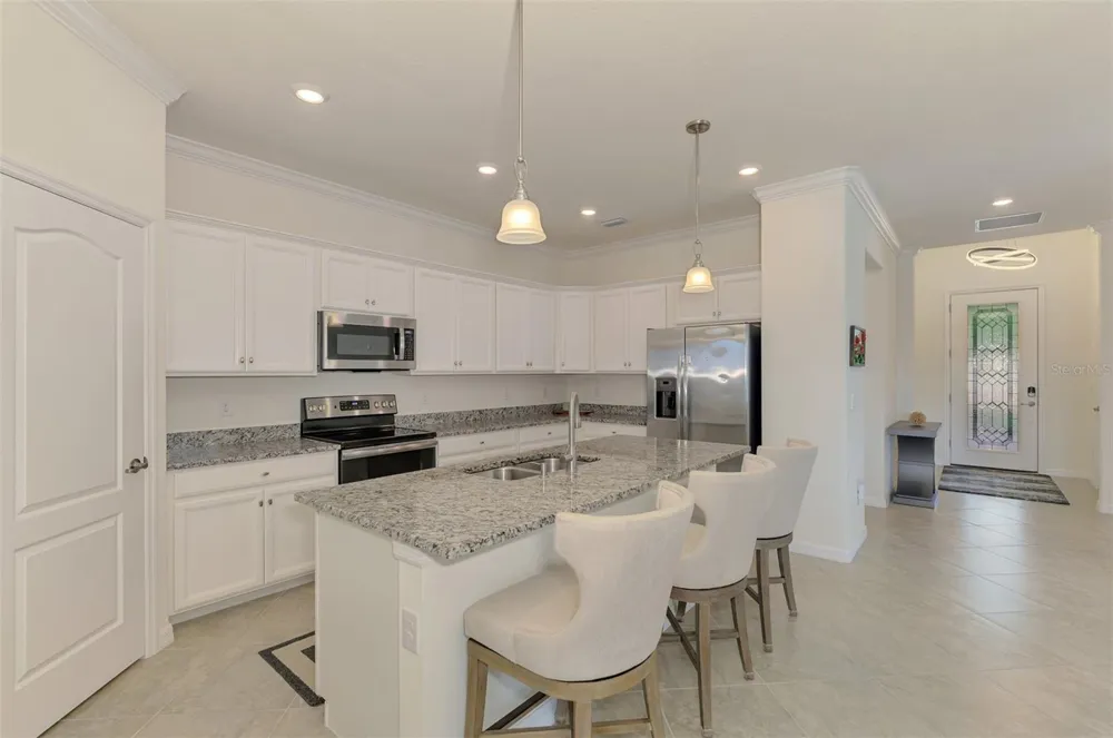 9903 WINGOOD DRIVE Venice, FL 34292