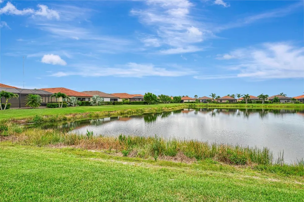 9903 WINGOOD DRIVE Venice, FL 34292