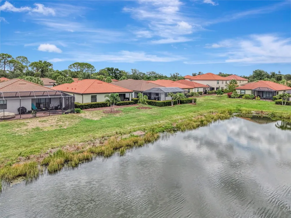 9903 WINGOOD DRIVE Venice, FL 34292