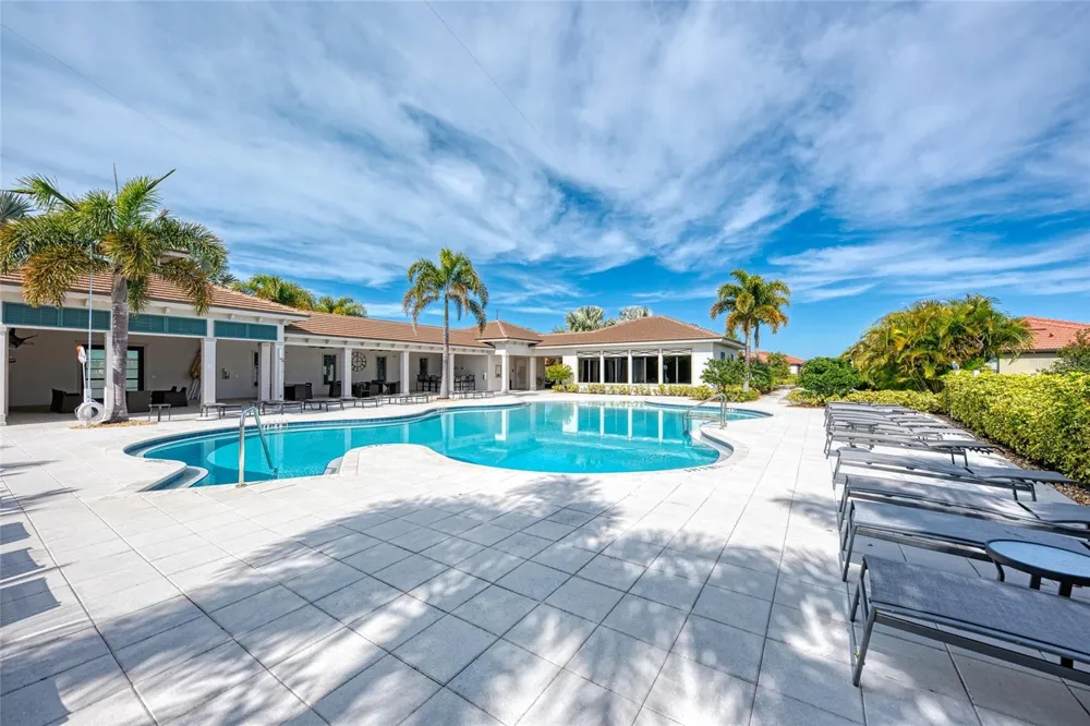9903 WINGOOD DRIVE Venice, FL 34292