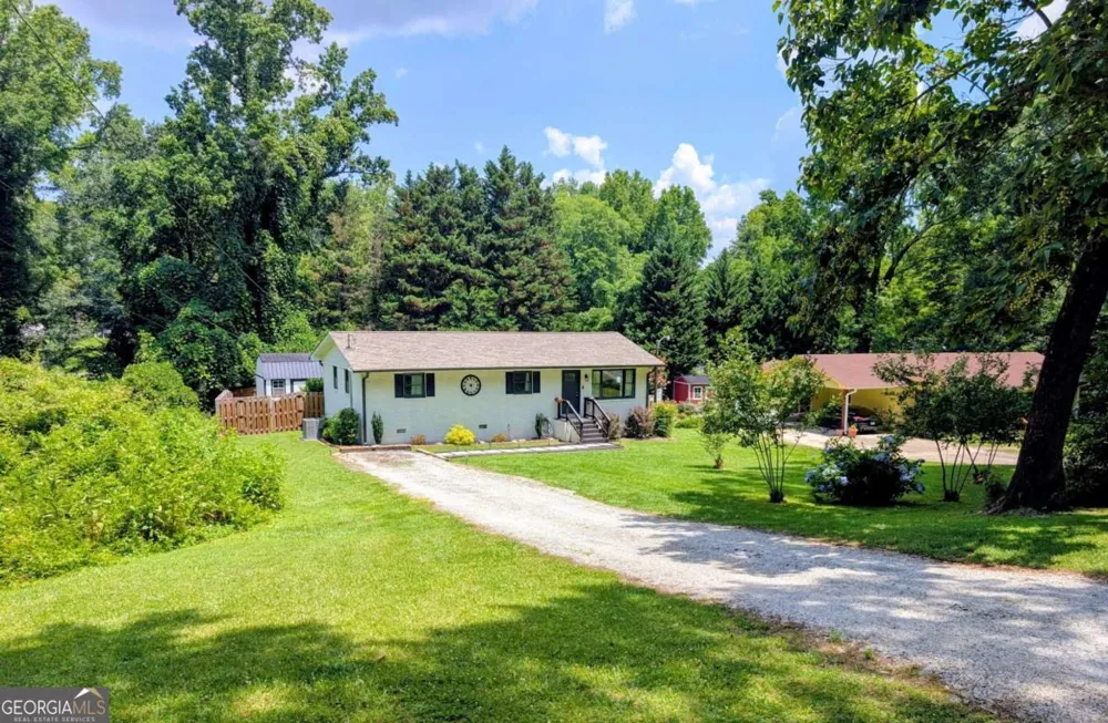 314 Spring ST Toccoa, GA 30577