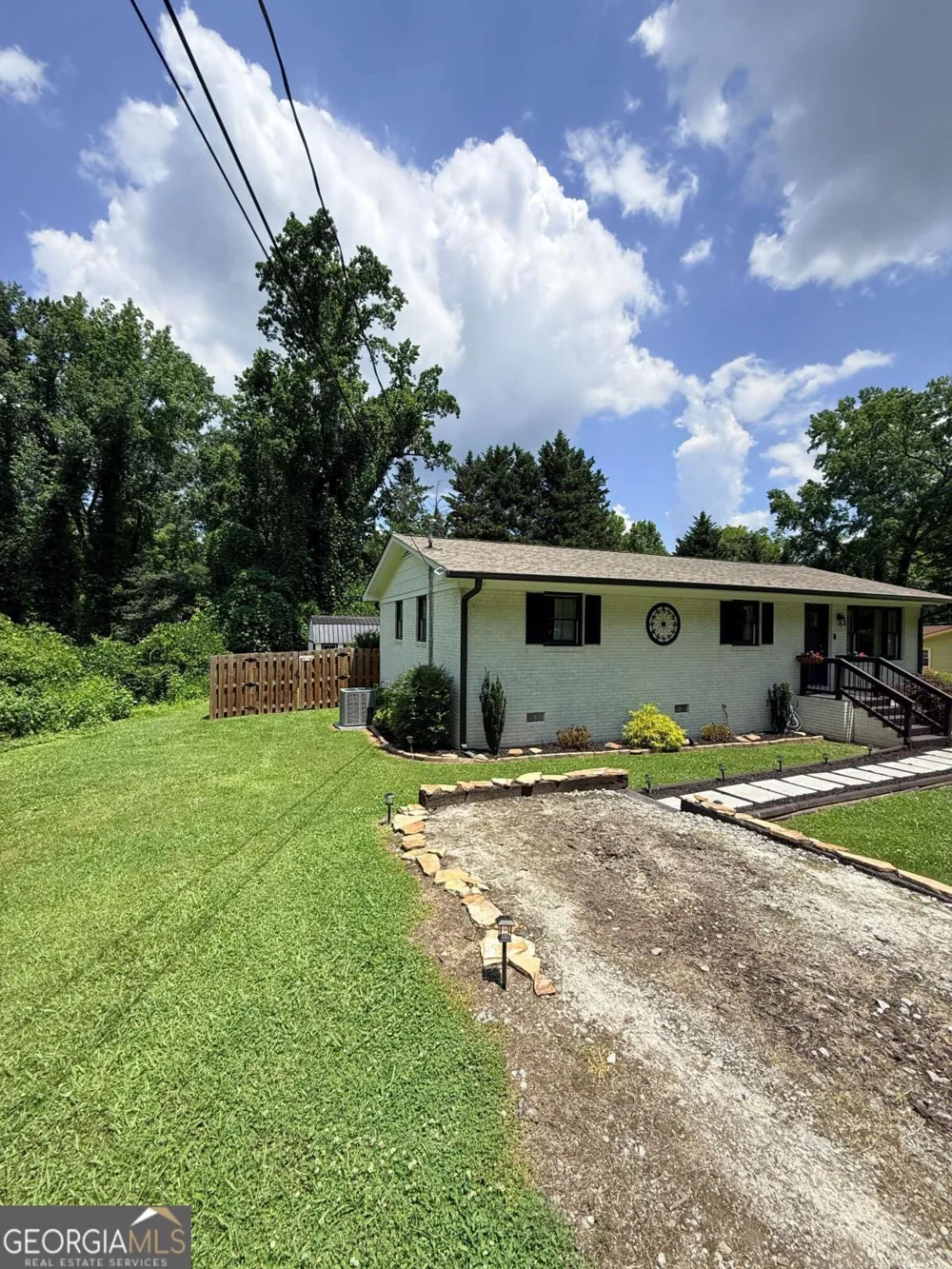 314 Spring ST Toccoa, GA 30577