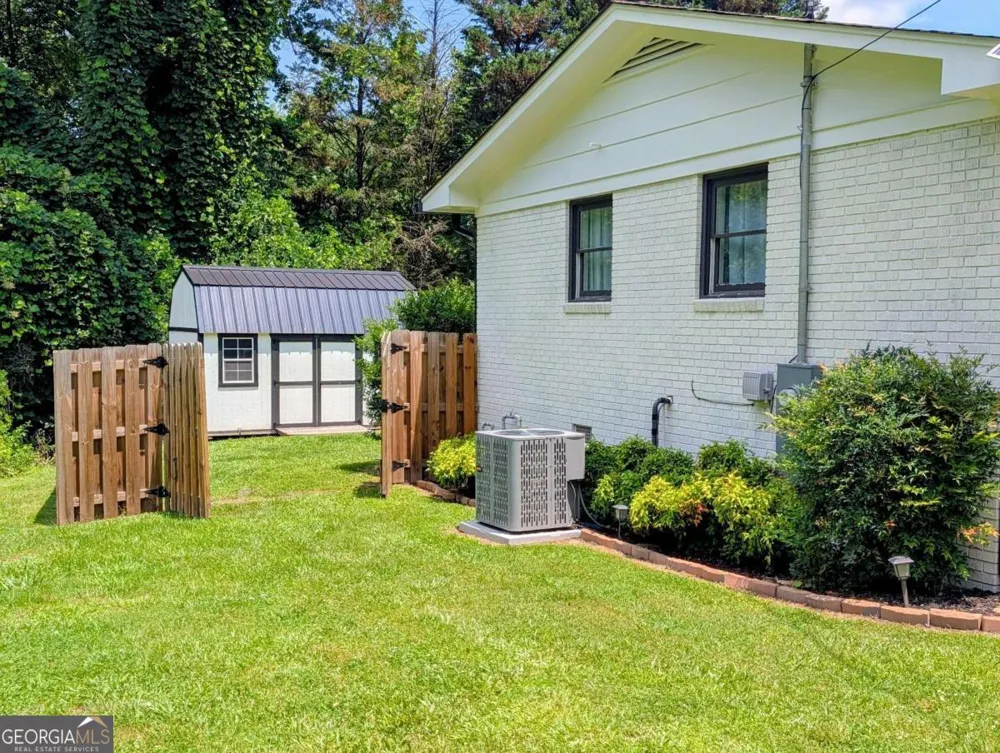 314 Spring ST Toccoa, GA 30577
