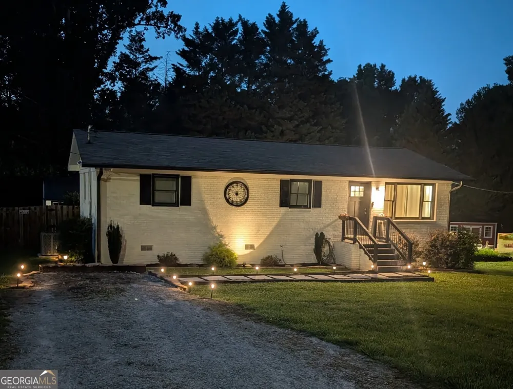 314 Spring ST Toccoa, GA 30577