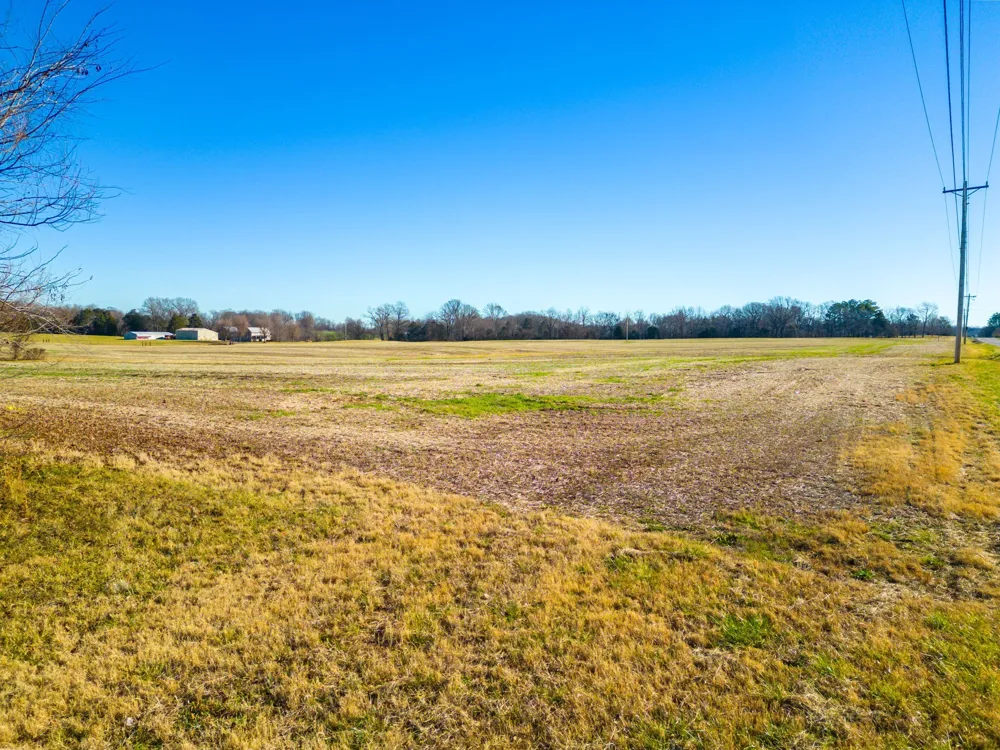 0 Hwy 41 N Cedar Hill, TN 37032
