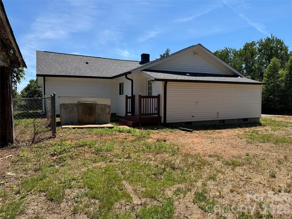 3812 Cliffside Road Mooresboro, NC 28114